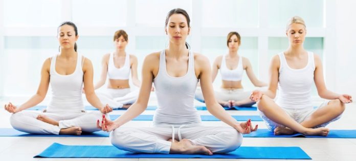 Perchè lo yoga fa dimagrire Perchè lo yoga fa dimagrire
